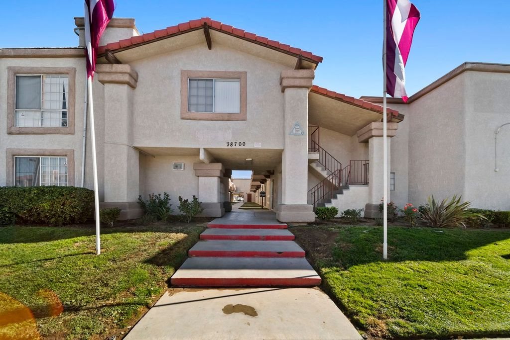 Royal Palm Apartment